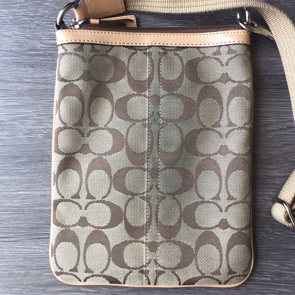 Coach Swingpack - image 3